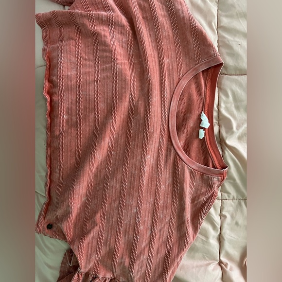 CUTE ORANGE CROPPED WIDE TOP - Picture 6 of 6